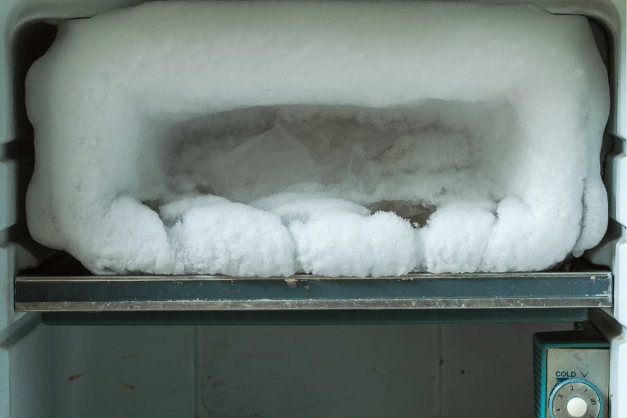 when to defrost refrigerator